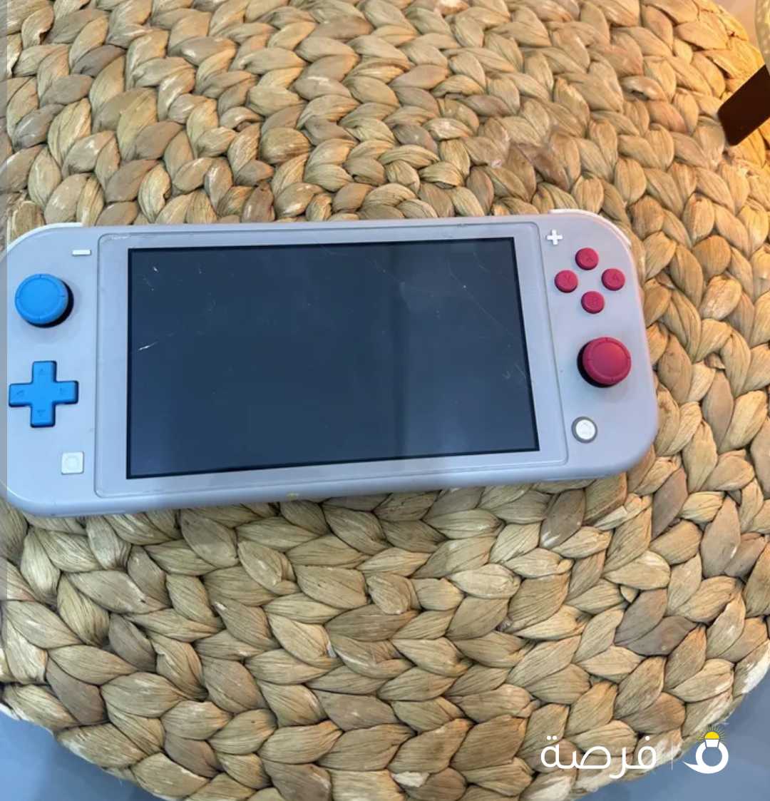 مافيه شي ايتعمال خفيف