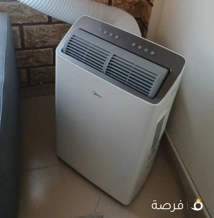 Selling Midea Portable Air conditioner with 1 year warranty

Bought it 3 days back.

Selling it due to less space in the apartment.

Available with the box.

Price - 79kd Negotiable