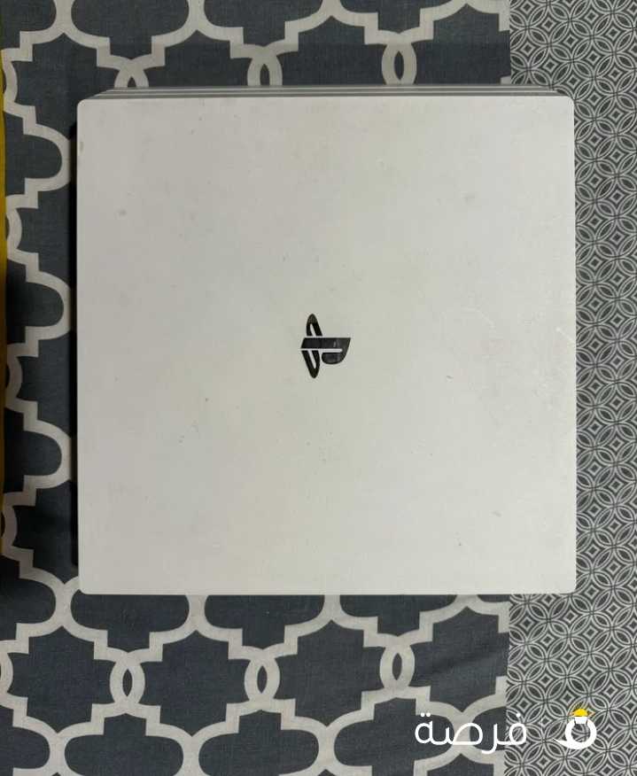 PlayStation 4 pro excellent condition