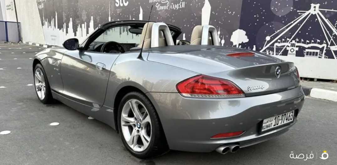 BMW Z4 2012 العداد 144