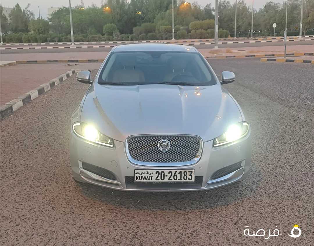 Jaguar XF 2012 Silver