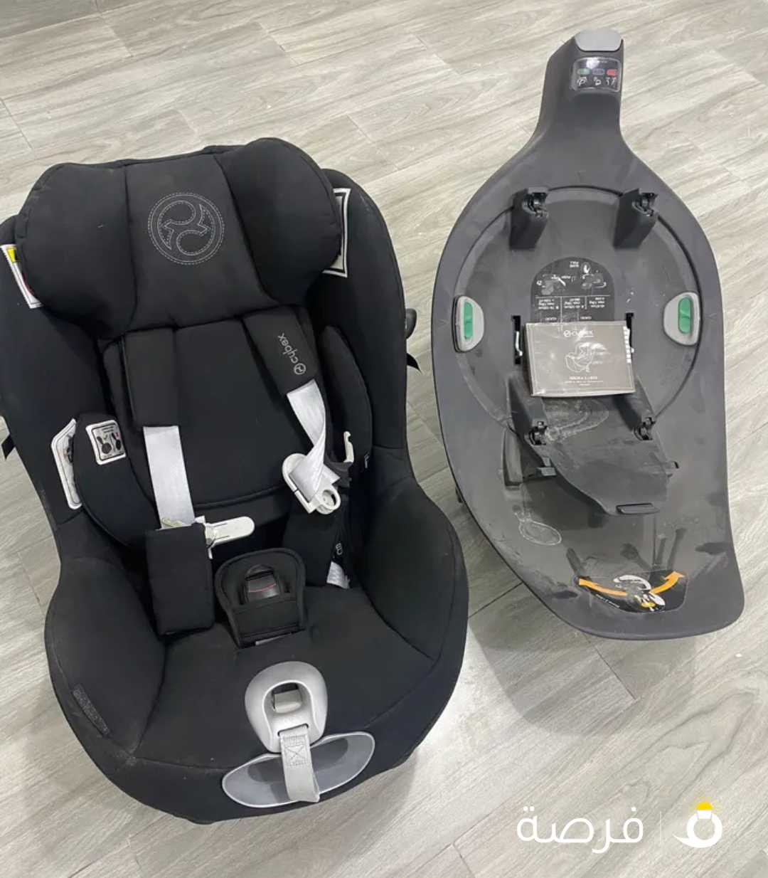 للبيع كرسي سيارة للأطفال Cybex