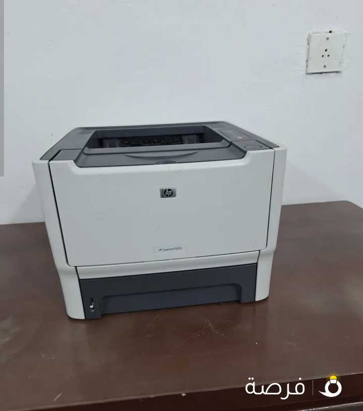 للبيع طابعة Hp laserjet p2015