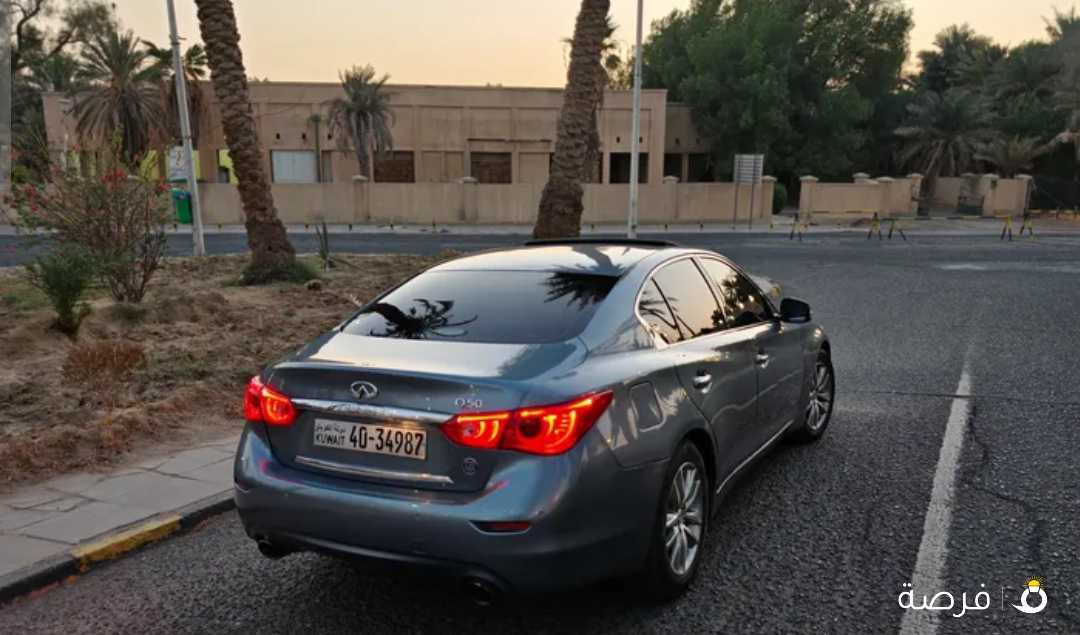 انفنتي Q50 بحاله جديده بسعر مناسب ممشا قليل