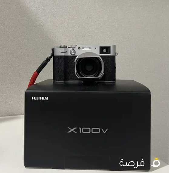 للبيع fuji x100v كامل ملحقاتها