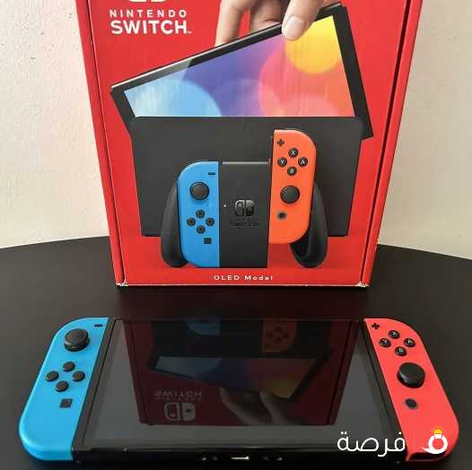 Nintendo Switch OLED with 2 nintendo PRO controllers