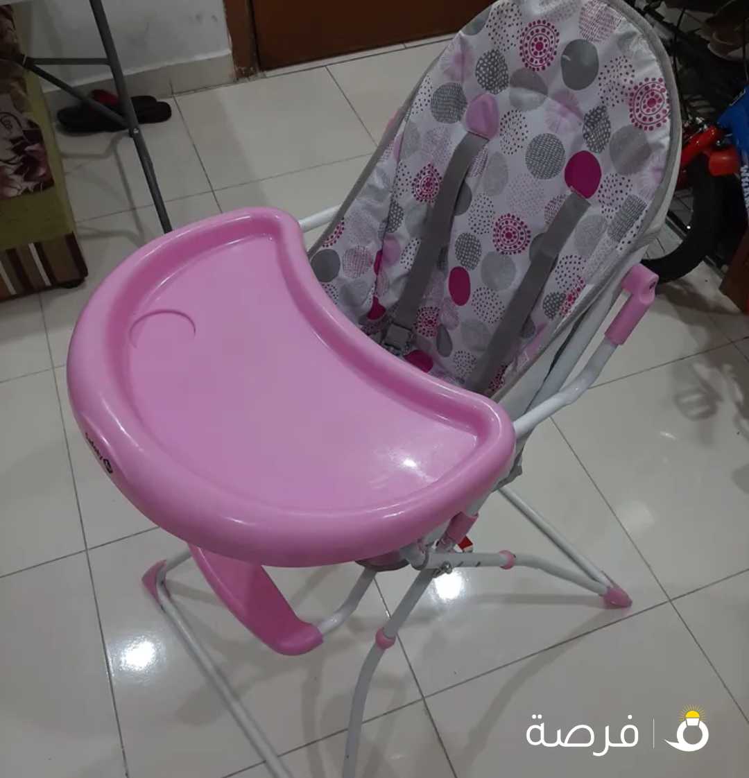 baby high chair 4.00 KWD