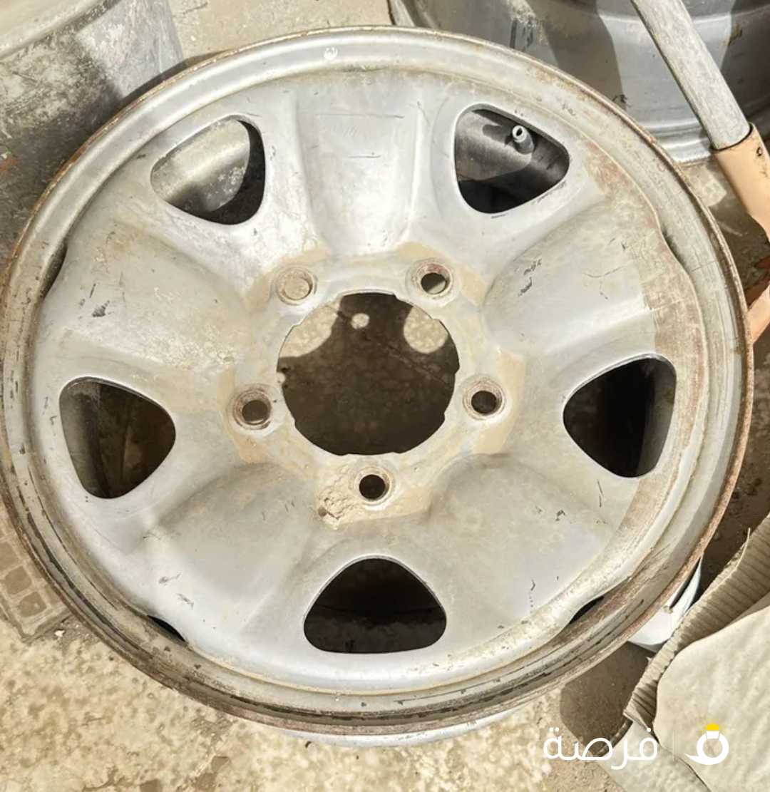 للبيع سريع 4اربع رنقات علي السوم