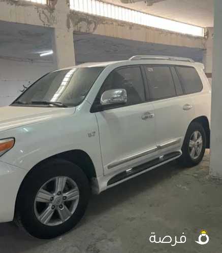 لاندكروزر قمه بالنظافه للي يدور النضيف