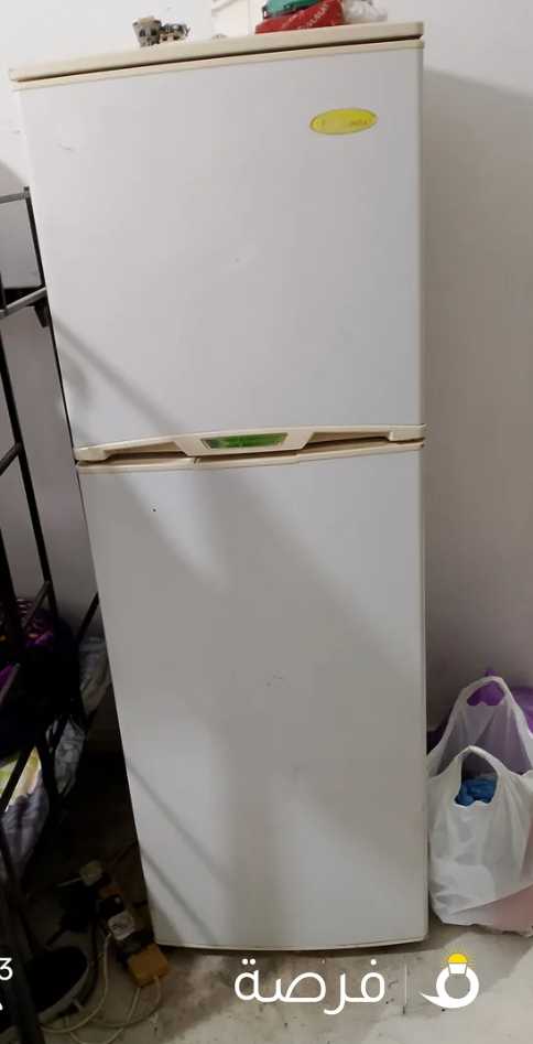 ثلاجه للبيع 25 دينار