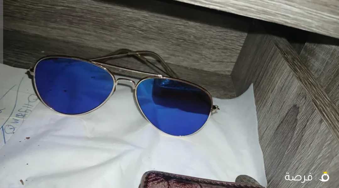 للبيع نضارات شمسية ملونة ازرق