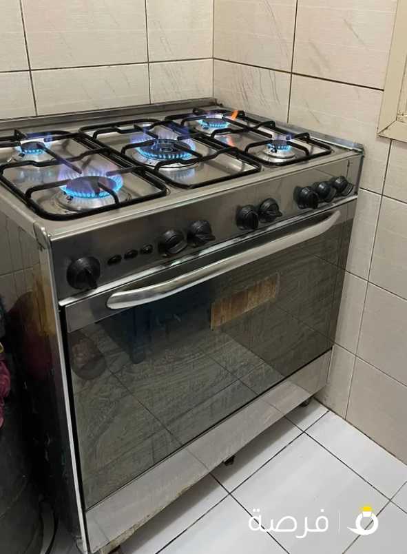 طباخ خمس عيون بحالة جيدة جدااا