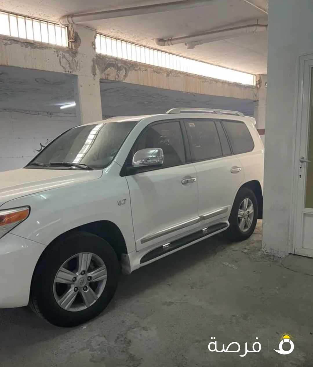 لاندكروزر 2014 قمه بالنظافه للي يدور النضيف