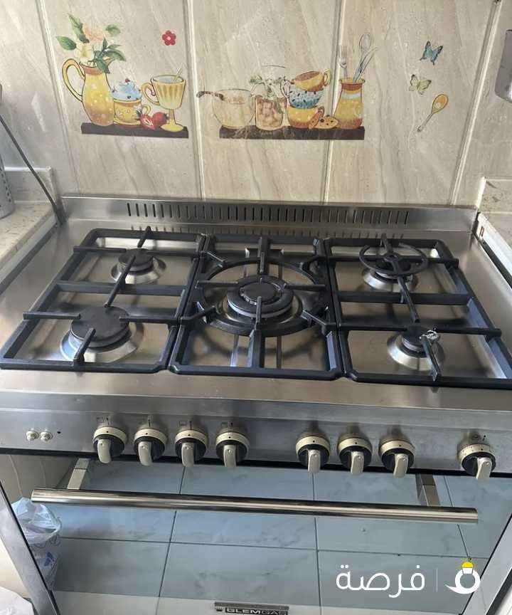 فرن استعمال سنتين فقط بحاله ممتازه