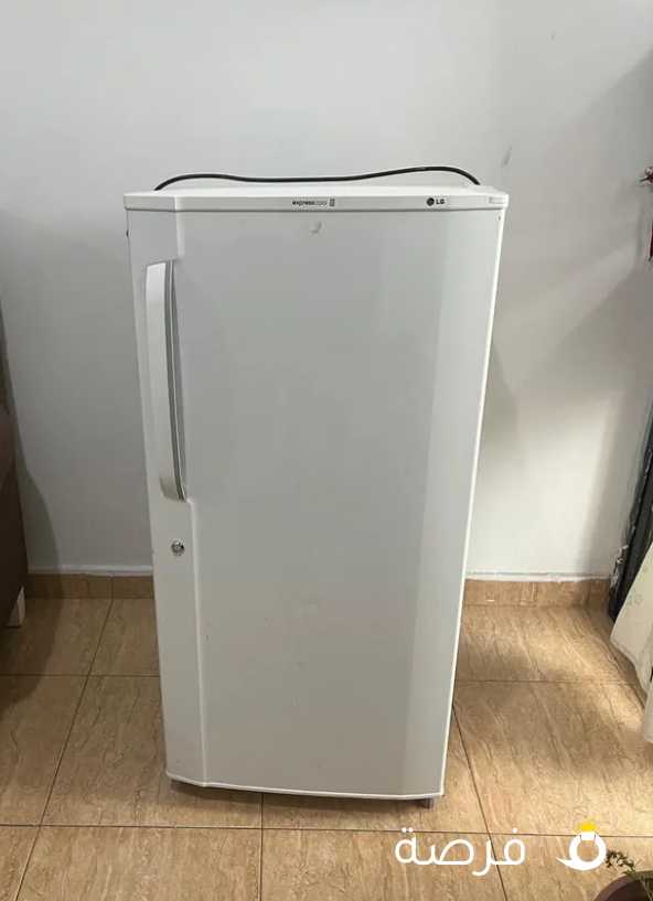 للبيع ثلاجه مستعمله نضيف شي مرتب