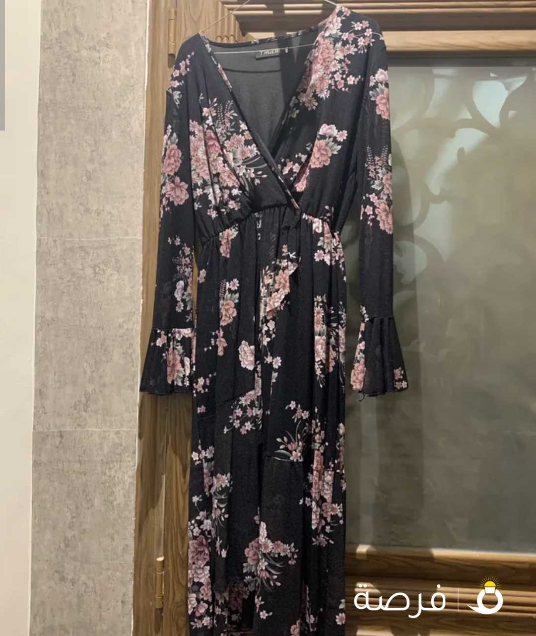 للبيع فستاتين راقيه ونظيفه