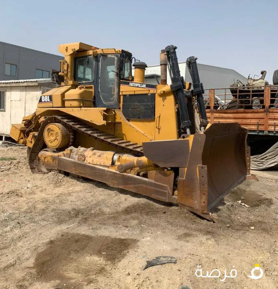 بلدوزر D8 L كتربلر موديل 1986 و 1984بحاله جيده للبيع