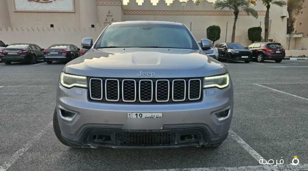 جيب جراند شيروكي لاريدو 2021 .. 4x4