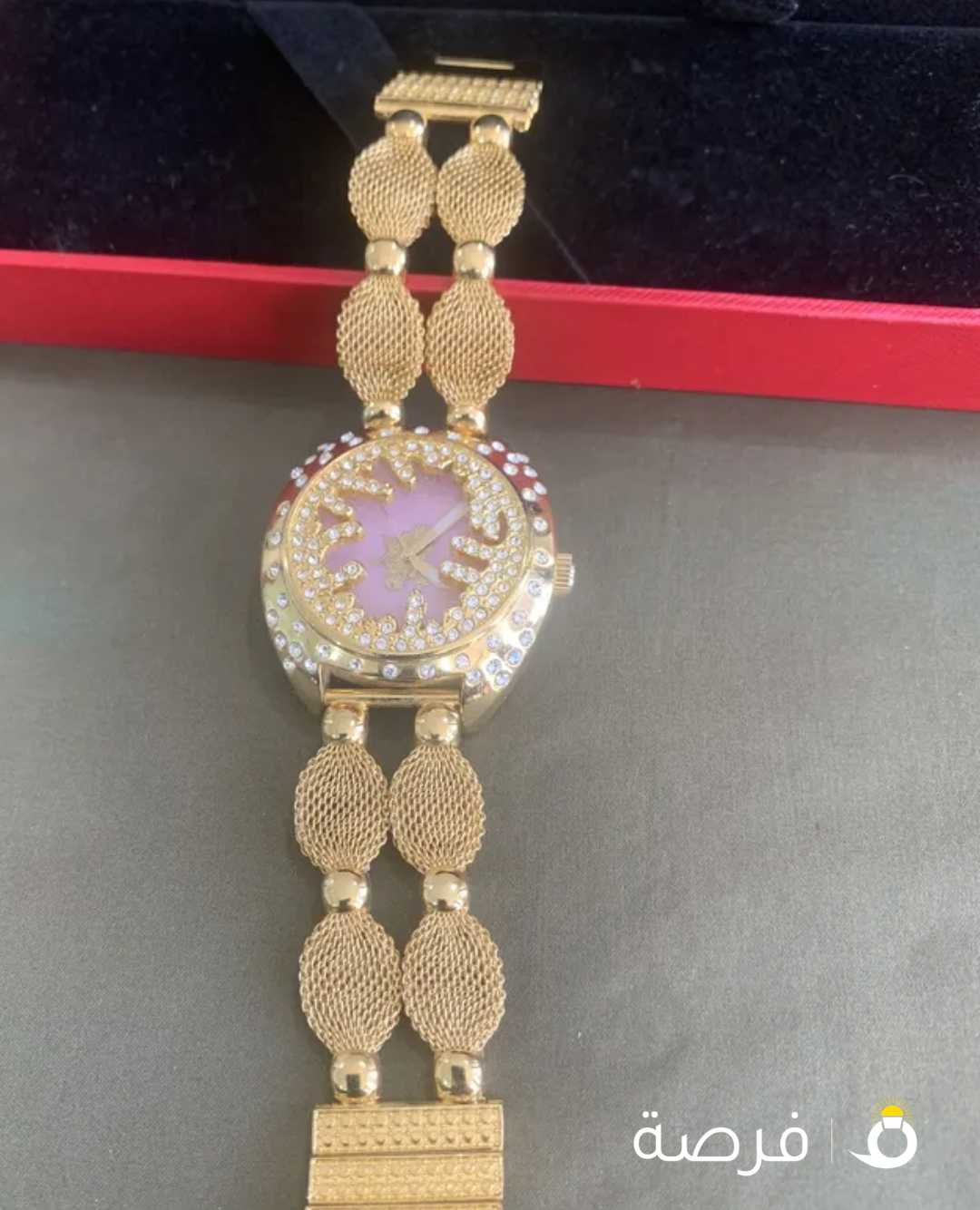 ساعة نسائية ذهبية أنيقة أسورة مزينه كرستال