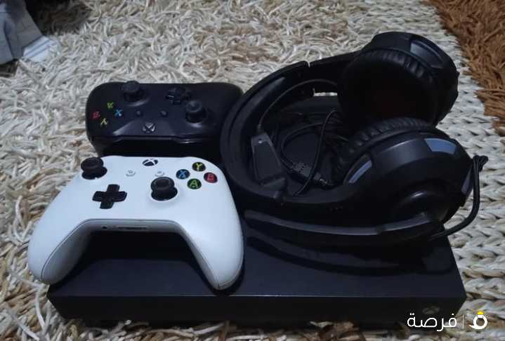 احسب التمويل والقرض
XBOX ONE X 1TB كالجديد