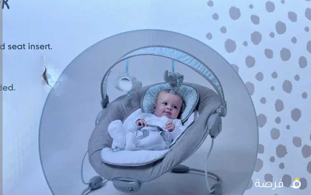 كرسي للأطفال من مذركير استعمال نظيف جدا