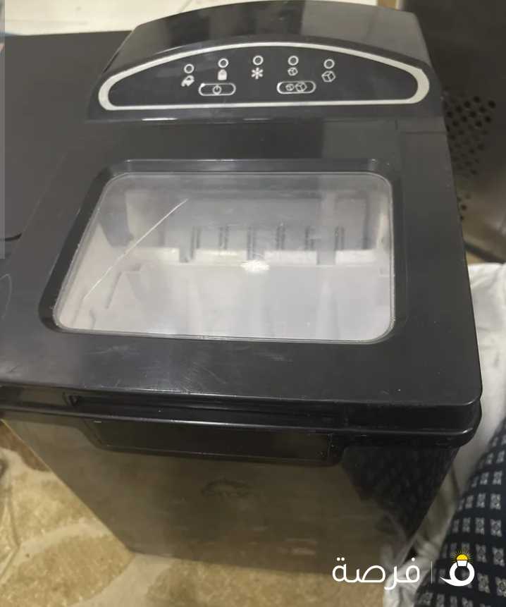 ماكينه تجهيز التلج ice maker