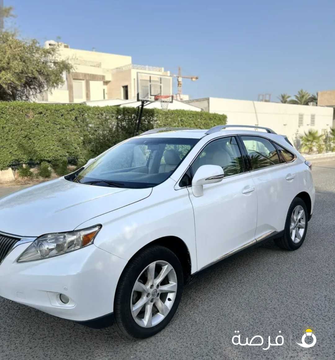 للبيع لكزس 2011 بحاله ممتازه