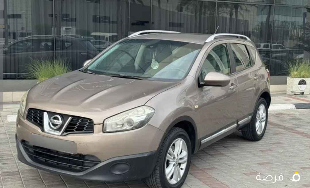 قشقاي بحاله ماشي 150 الف فقططط ممتازه شرط الفحص