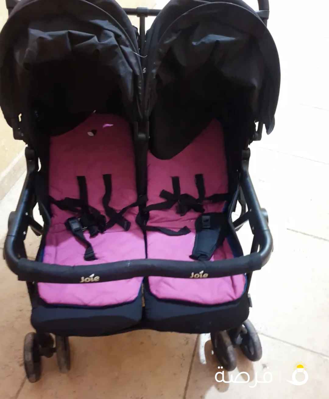 عربة توأم للبيع