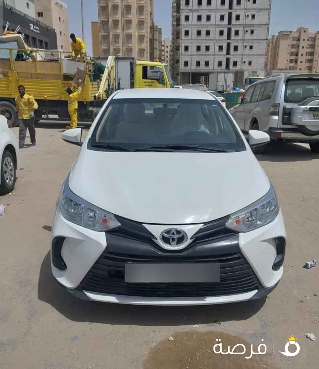 للبيع تويوتا يارس عدد 2