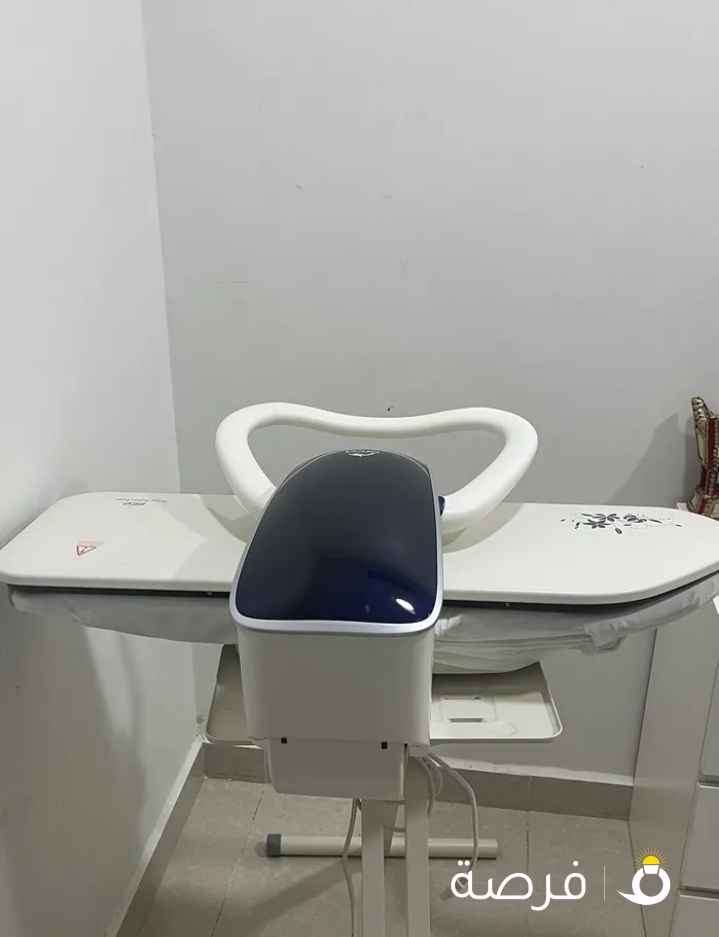 للبيع كواية ملابس