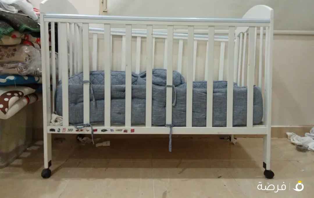 سرير اطفال خشب