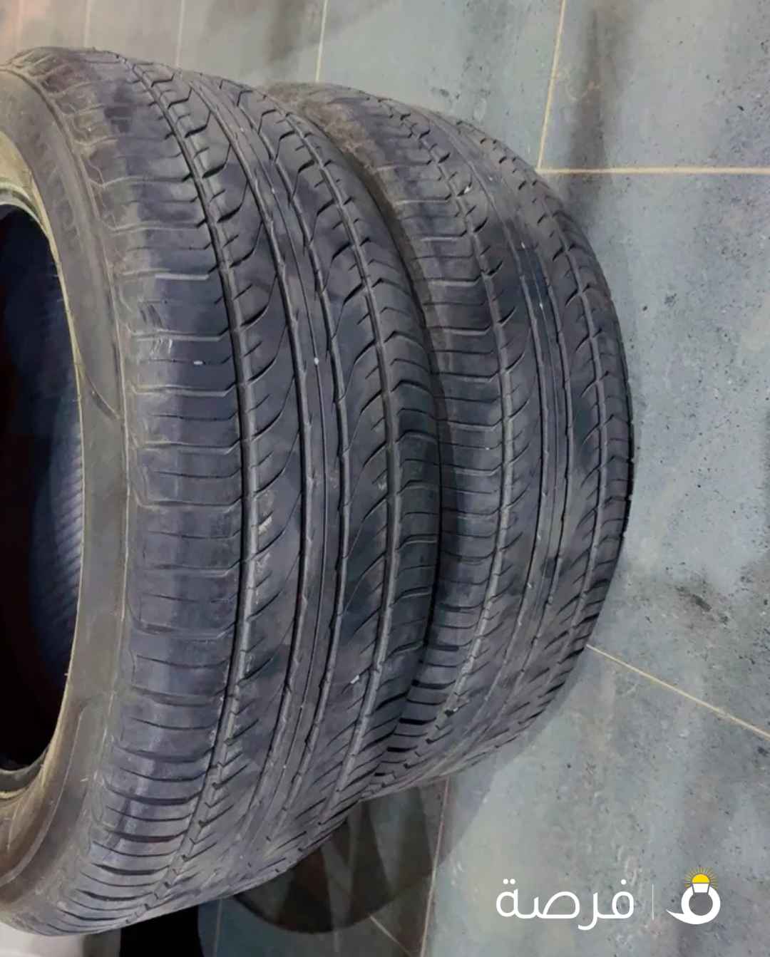 محل اثنين Tire