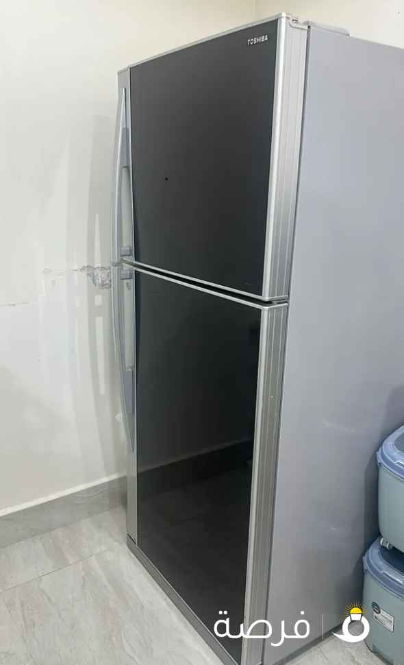Toshiba Double Door Refrigerator – Large Size, Excellent Working Condition!