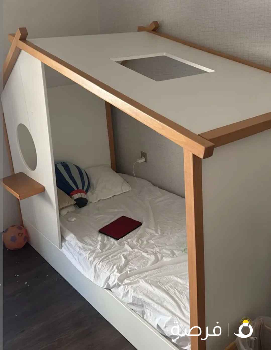 سرير أطفال