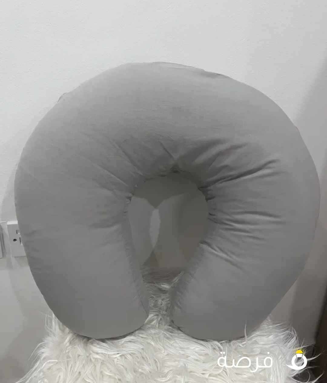 مخدة ارضاع من ايكيا