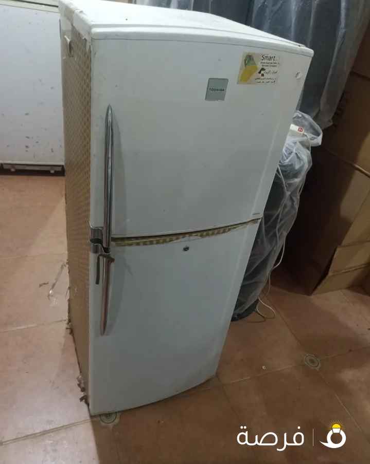 ثلاجه تشويبا بحاله ممتازه تبريد فوق وتحت