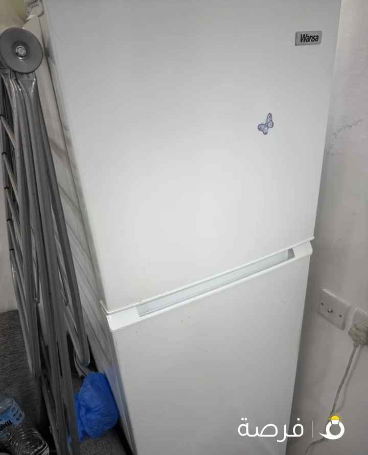 ثلاجه وانسا شغاله كويس والتجميد كويس جدا التلاجه من تحت تبريدها ضعيف شويه
