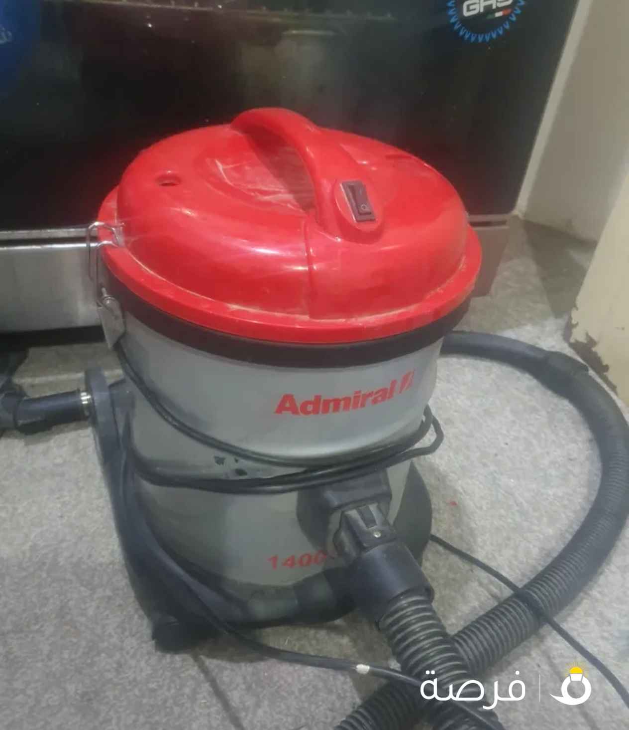 مكنسة كهربائية