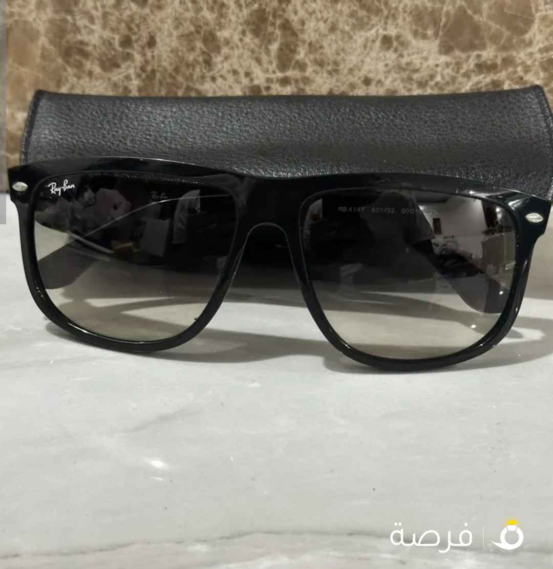 نظارة ريبان اصلية بحالة ممتازة