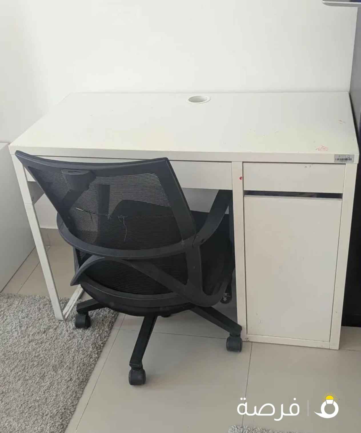 للبيع مكتب وكرسي وسرير اطفال