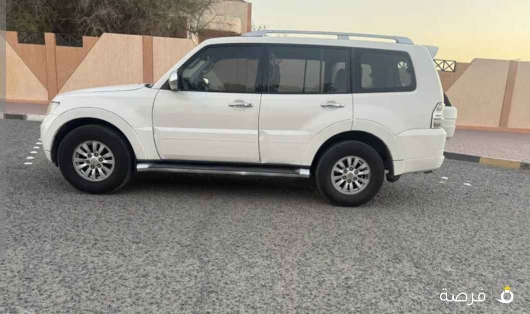 جيب باجيرو 2013 نظيف