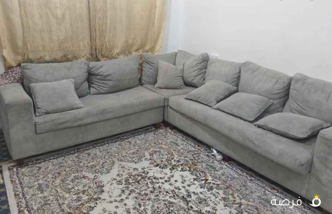 طقم ركنه شبه جديد