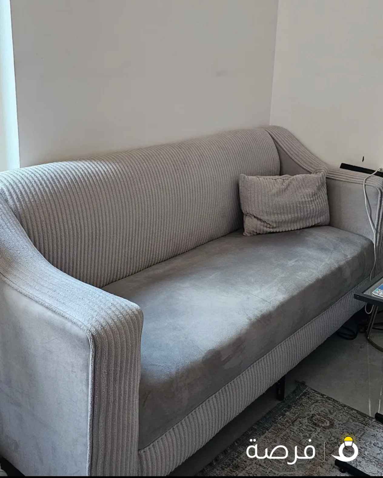 بيع مستعجل للكنبات بسعر رمزي