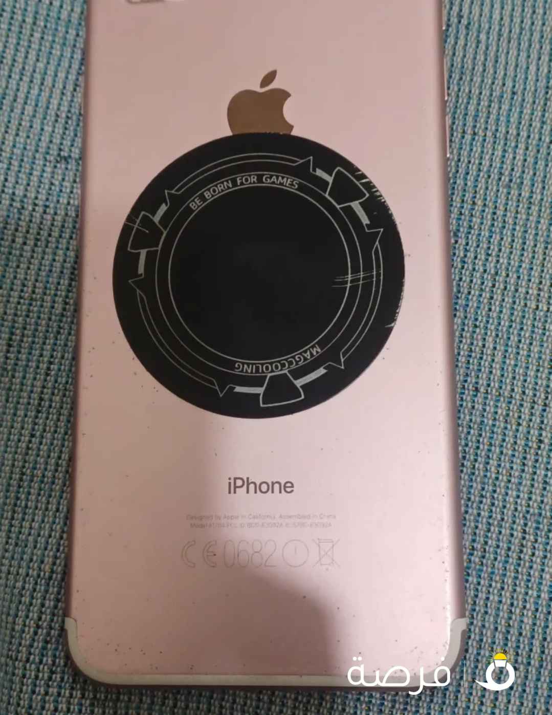 iPhone 7الشاشه مكسوره بس تلمس عادي وفيه ايكلود البطاريه منفوخه الجهاز تشليح