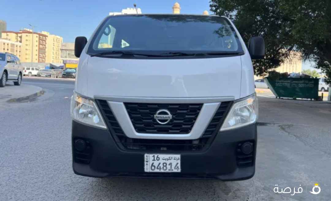 للبيع باص نيسان اورفان مقفل 2019