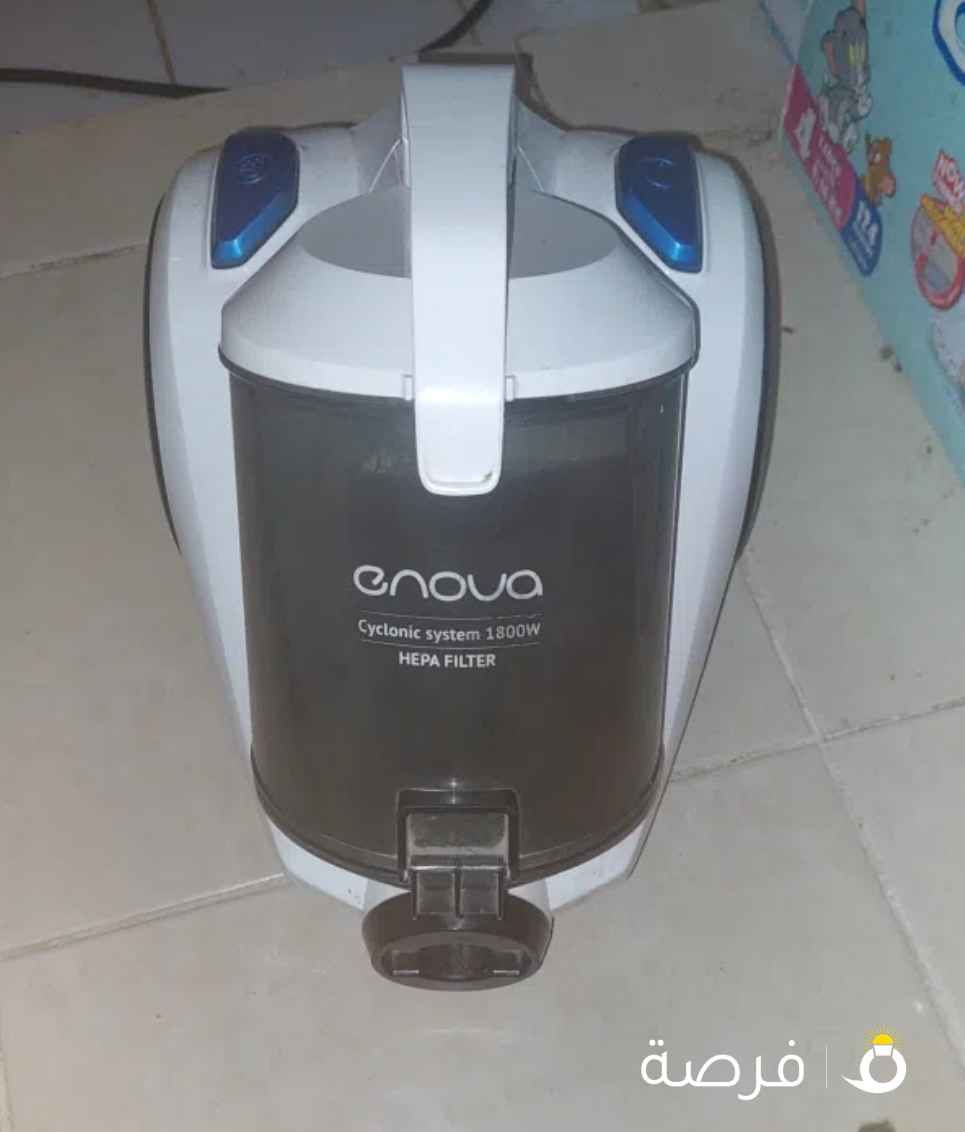 مكنسه كهربائيه 1800 واط HEPA فلتر