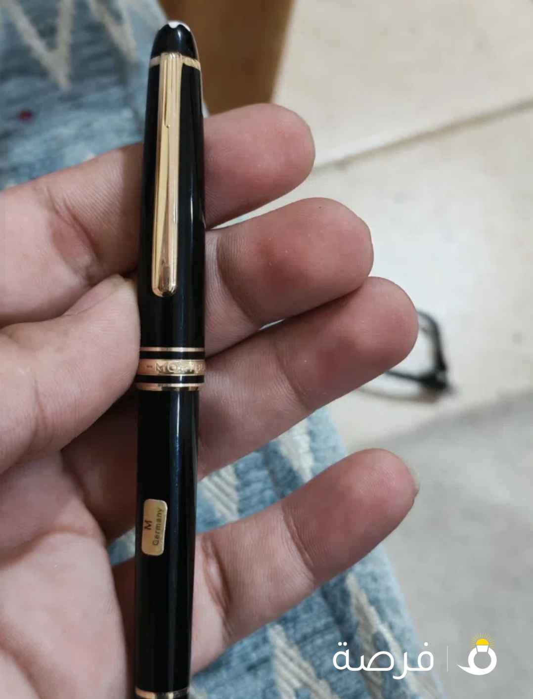 قلم مونت بلانك اصلي ذهب لم يستخدم بحالة الجديد اصل الاقلام اصدار قديم للكشخه والزينه والخزينه اصلي