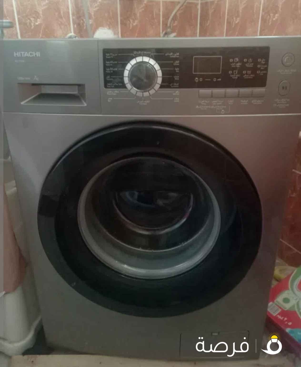 الثلاجة عندي من سنة بالظبط اشتريتها من اكسايت الغانم حالتها جيدة جدا عرضتها للبيع بسبب السفر فقط