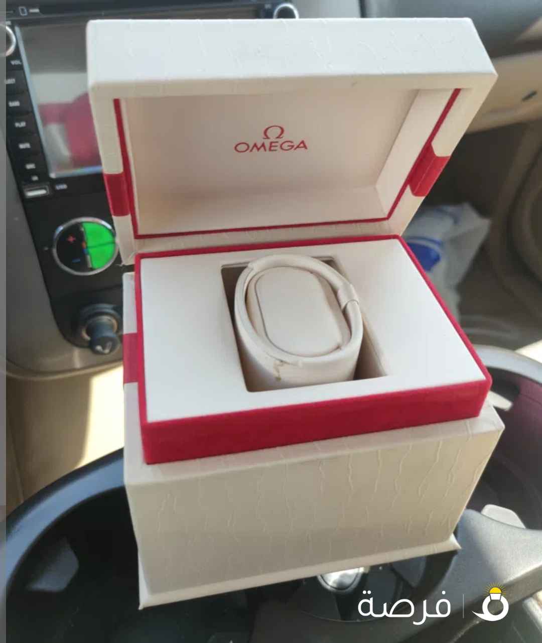 i want to sell Omega box only box